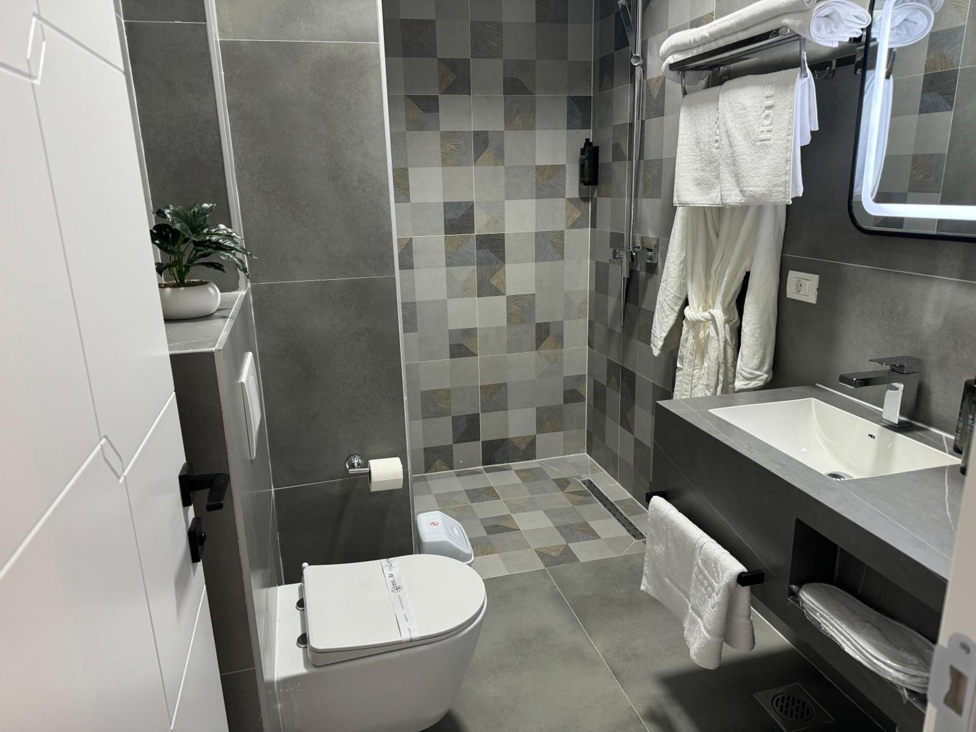 Hotel Le Manoir Gostivar Esterno foto