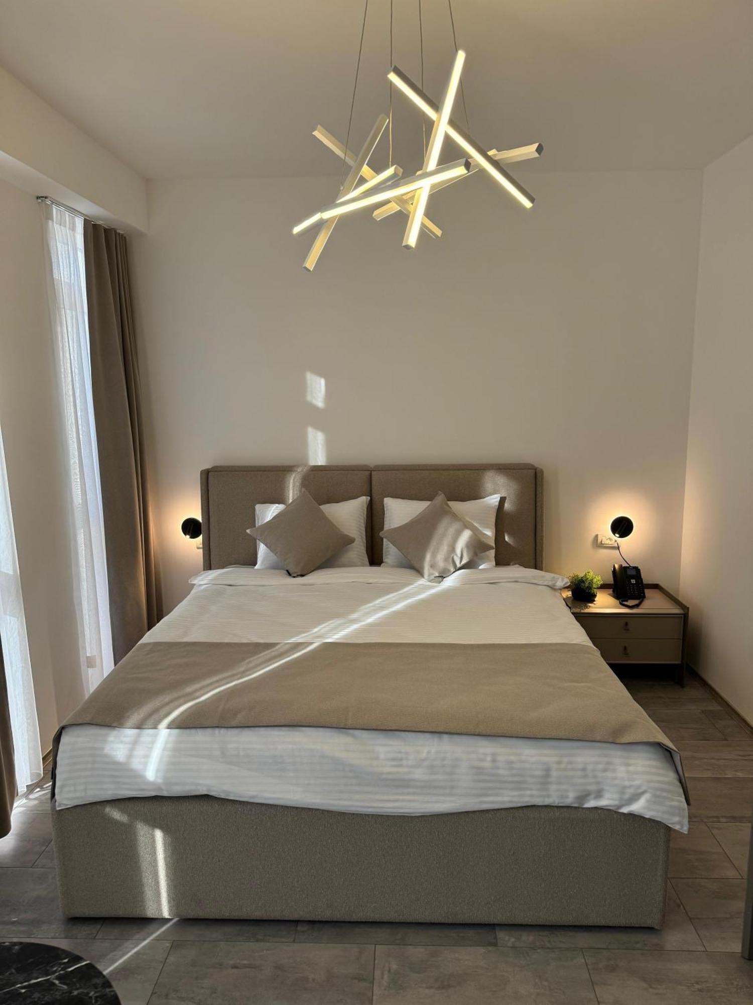 Hotel Le Manoir Gostivar Esterno foto